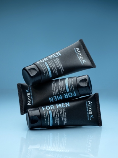 2-in-1 Aftershave & Moisturizer Gel-Cream  Enriched with soothing SymCalmin® Green